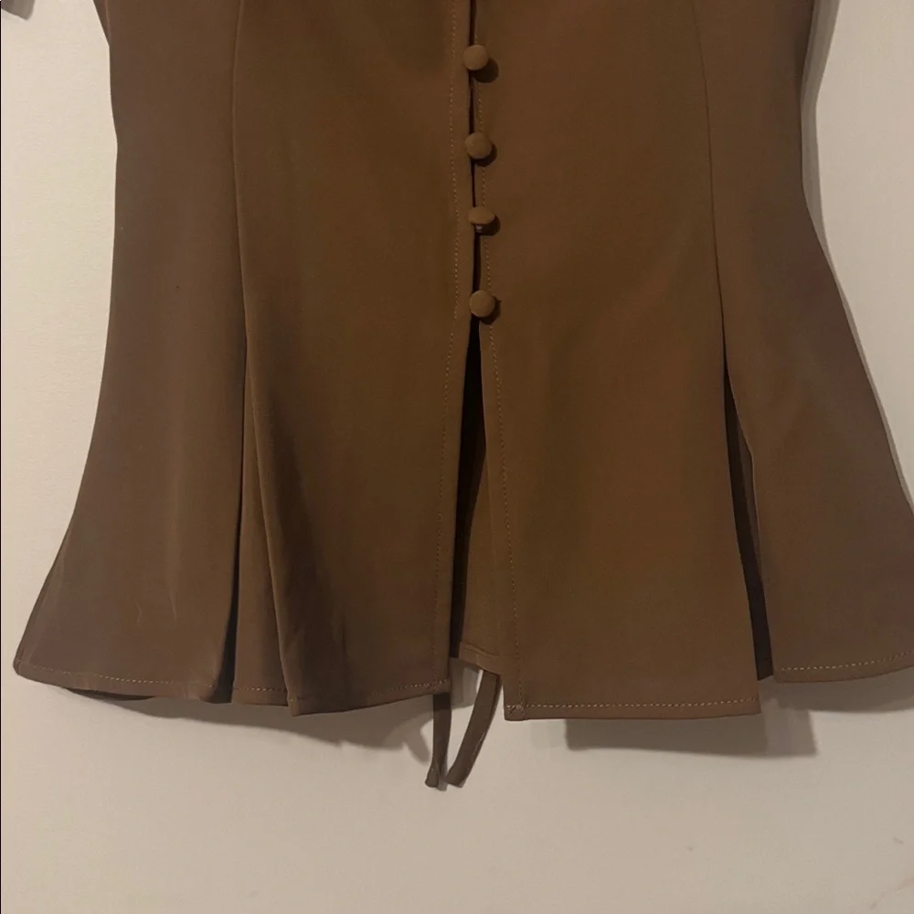 NWT- Petal & Pup Kameran Peplum Top, Chocolate, XS - Picture 9 of 12